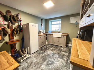 Photo 15- click for photo gallery